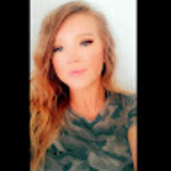 ariel_kuhns